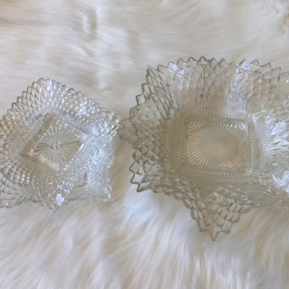 Vintage Crystal Four Piece Glass Plate Set - Picture 4 of 6
